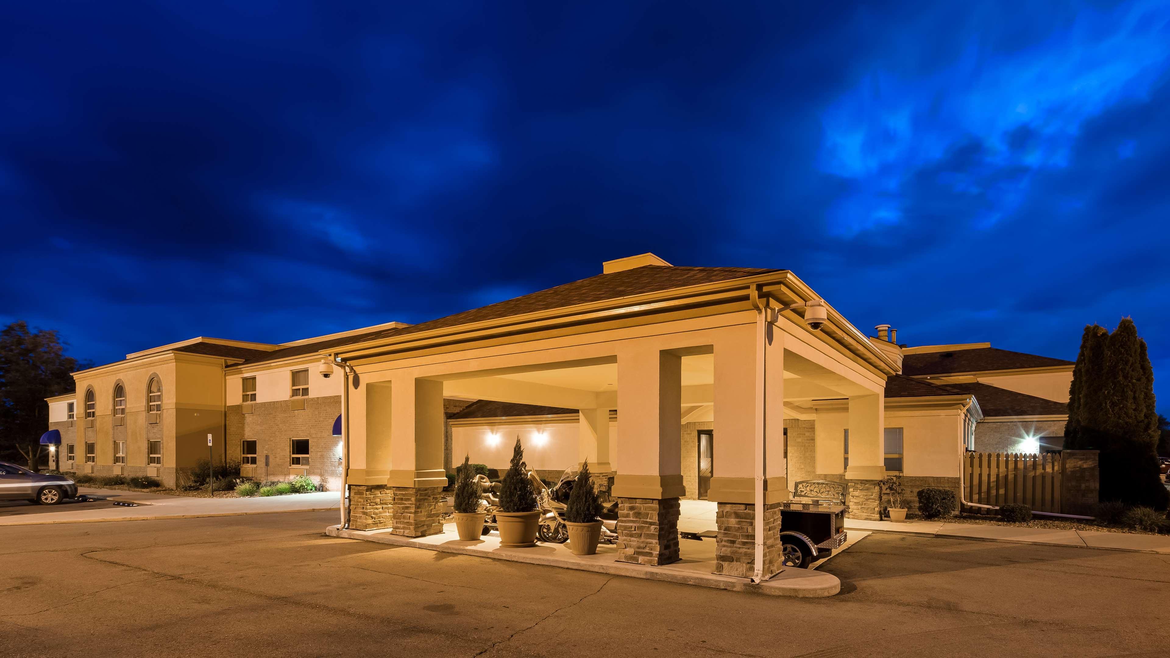 Best Western Davison Inn Buitenkant foto